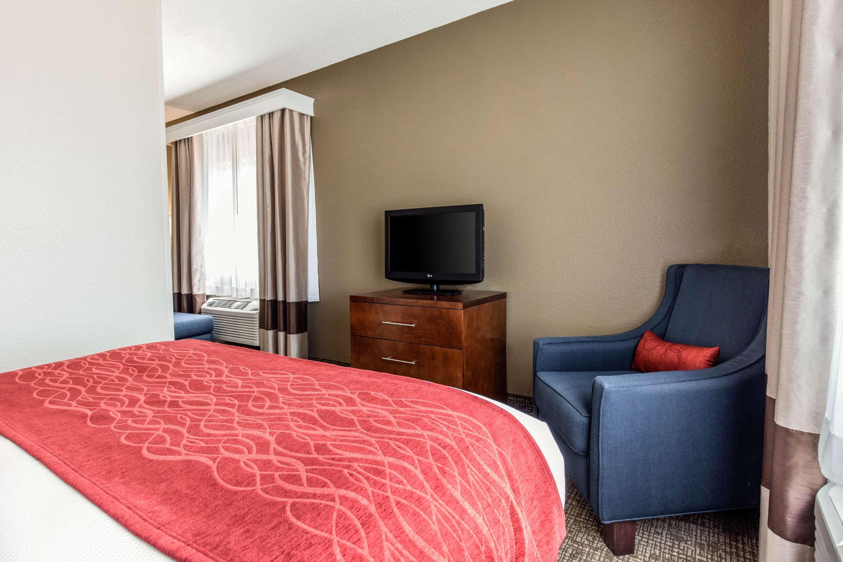Comfort Inn La Porte Bagian luar foto