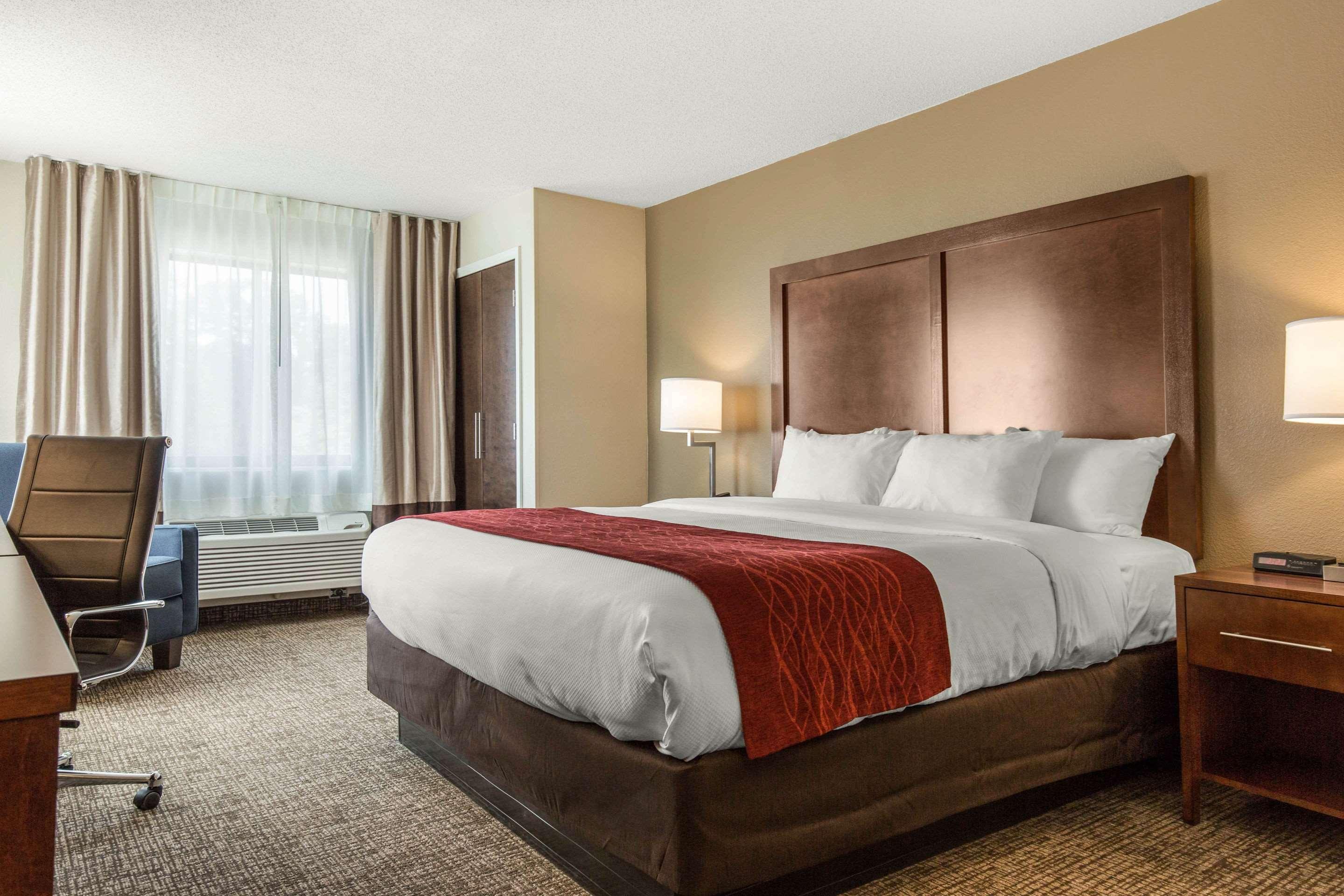 Comfort Inn La Porte Bagian luar foto