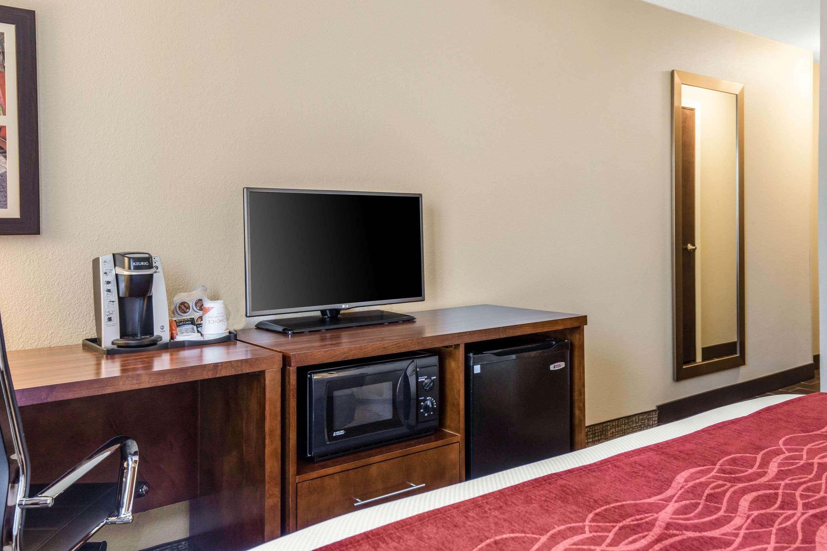 Comfort Inn La Porte Bagian luar foto