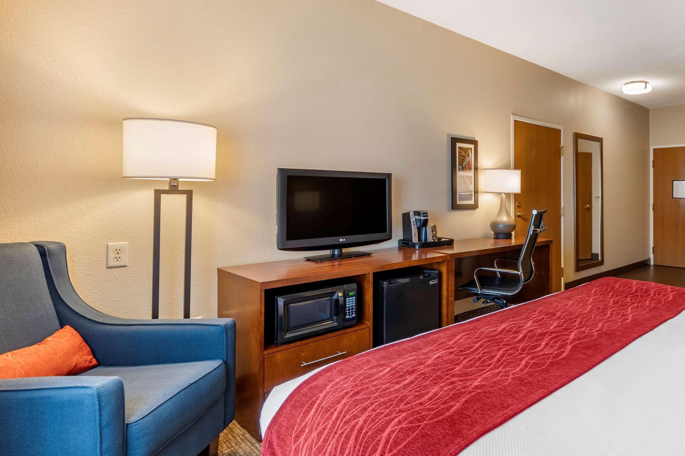 Comfort Inn La Porte Bagian luar foto
